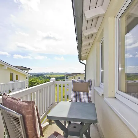 Mit Meerblick Und Balkon, Gratis Nutzung Vom Ahoi Erlebnisbad Und Sauna In Sellin - Meeresblick 49 Appartement *