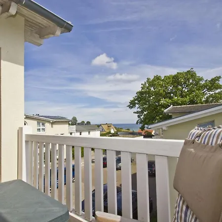 Mit Meerblick Und Balkon, Gratis Nutzung Vom Ahoi Erlebnisbad Und Sauna In Sellin - Meeresblick 49 * Goehren (Ruegen)