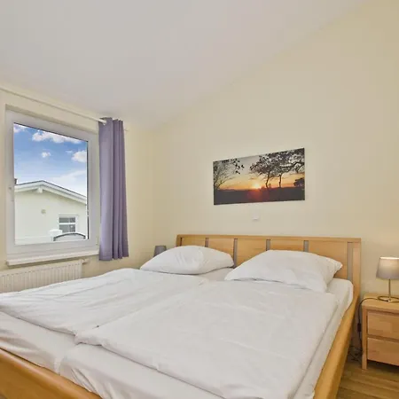 Mit Meerblick Und Balkon, Gratis Nutzung Vom Ahoi Erlebnisbad Und Sauna In Sellin - Meeresblick 49 Lejlighed