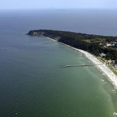 Mit Meerblick Und Balkon, Gratis Nutzung Vom Ahoi Erlebnisbad Und Sauna In Sellin - Meeresblick 49 * Goehren (Ruegen)