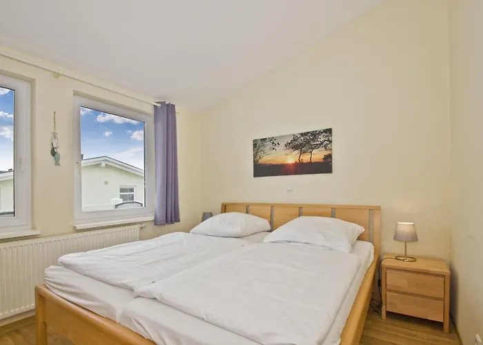 mit Meerblick und Balkon, gratis Nutzung vom AHOI Erlebnisbad und Sauna in Sellin - Meeresblick FeWo 49 Apartment